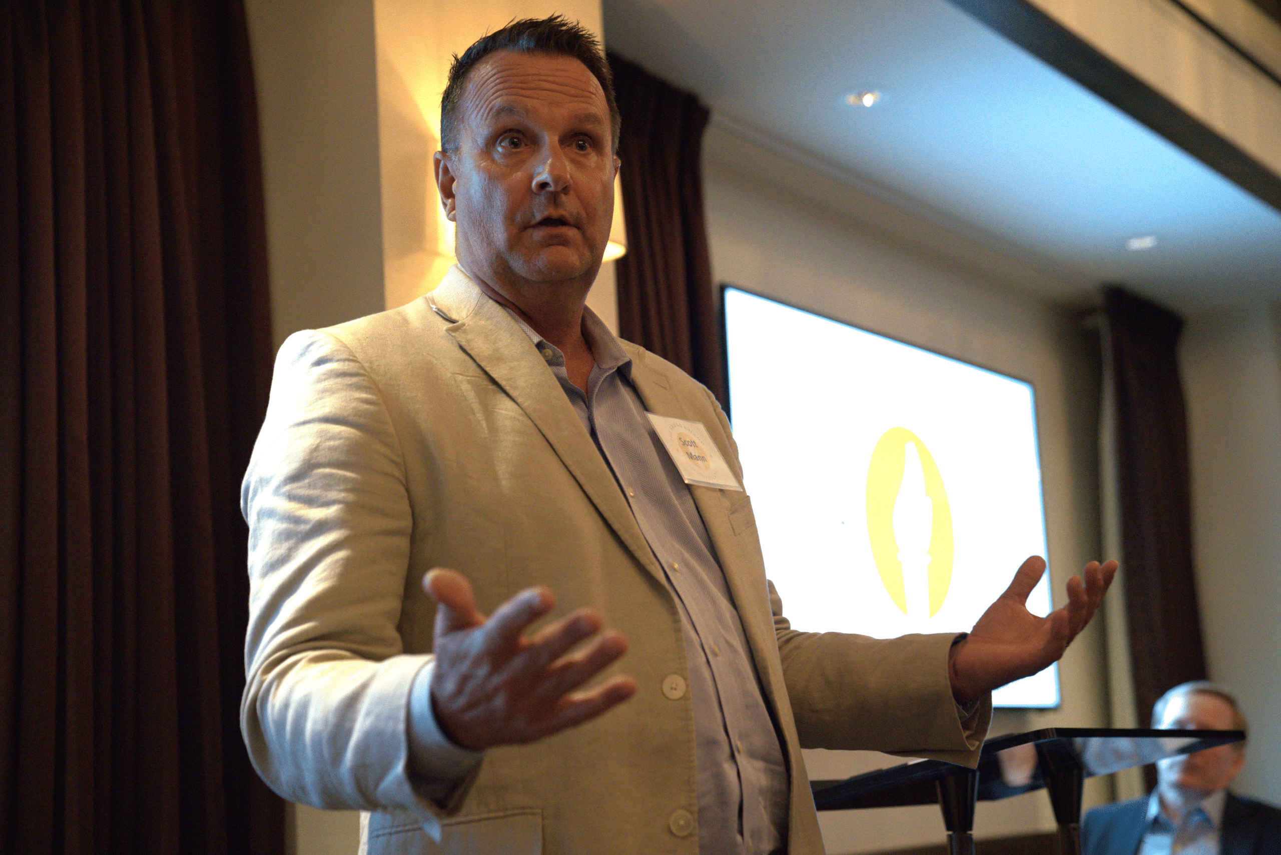 Task Force Pineapple co-founder Scott Mann receives 2022 Savas Award -  Reason Foundation