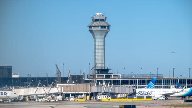 Aviation Policy News: Government shutdown causes air traffic control problems