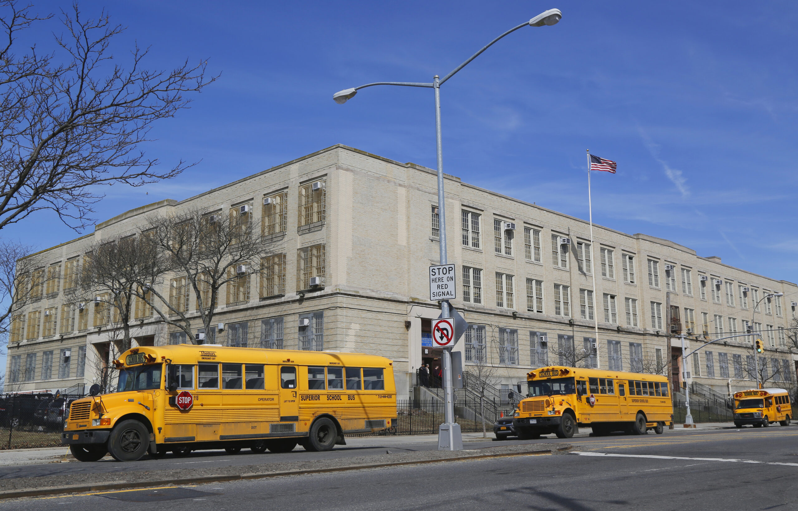 New York education spending grows while enrollment declines