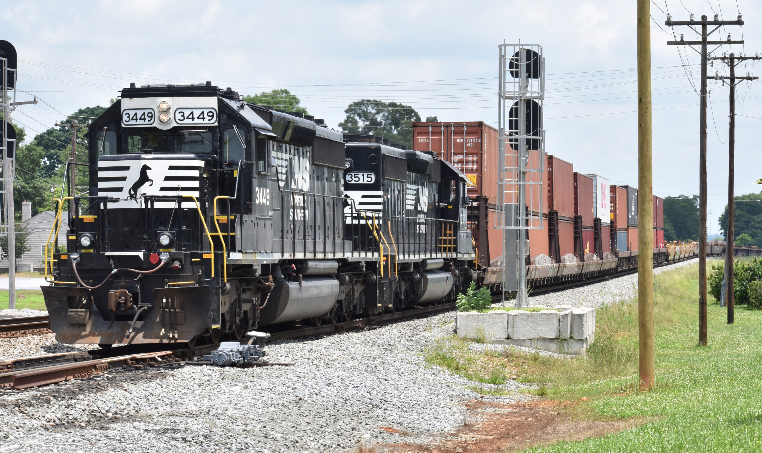 Ohioans in the U.S. House and Senate have introduced rail safety