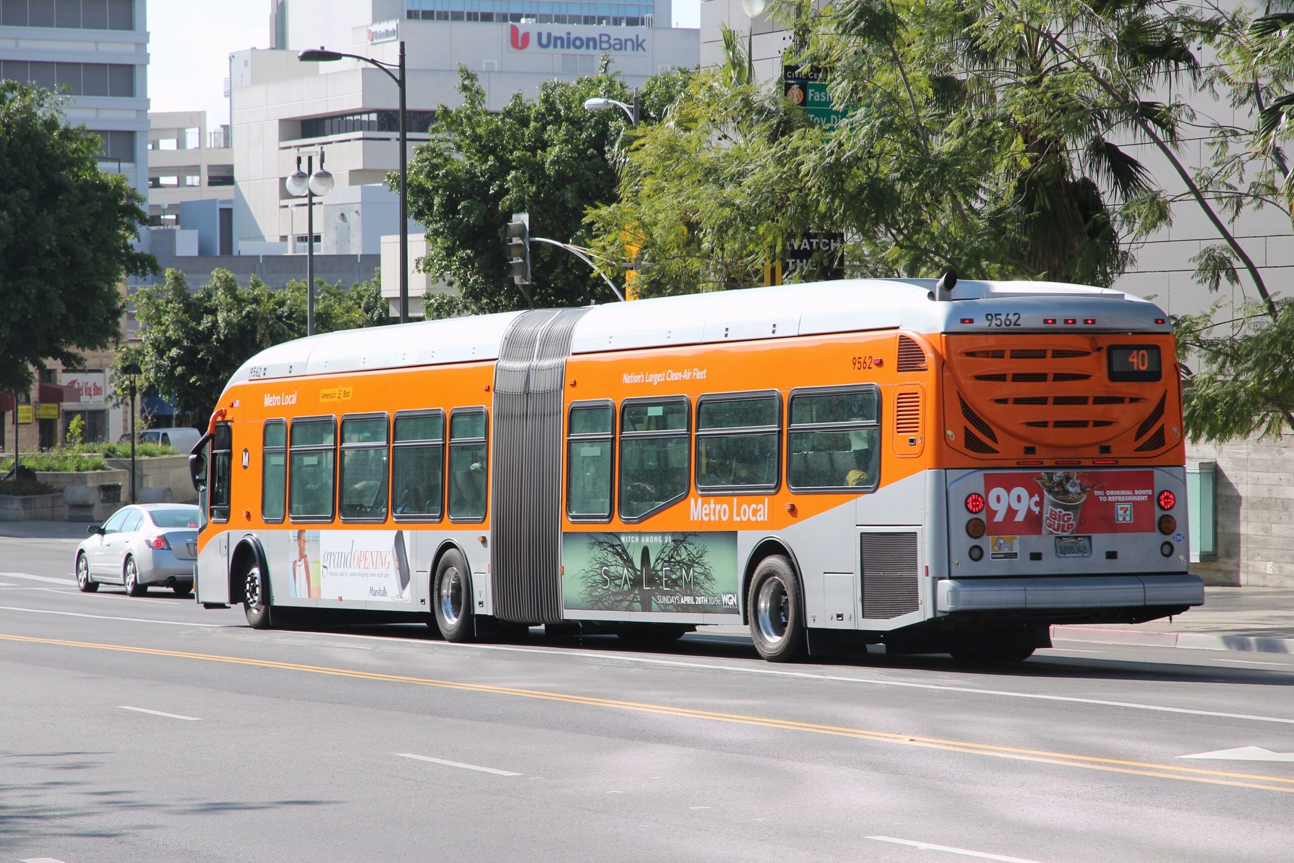How to get to WESTERN UNION in Fort Lauderdale by Bus?