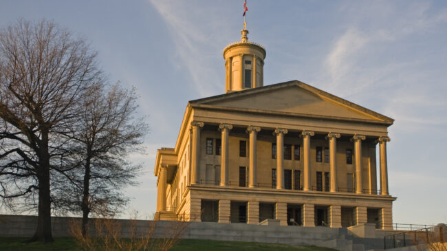 Tennessee reduces unnecessary occupational licensing barriers for people with criminal records